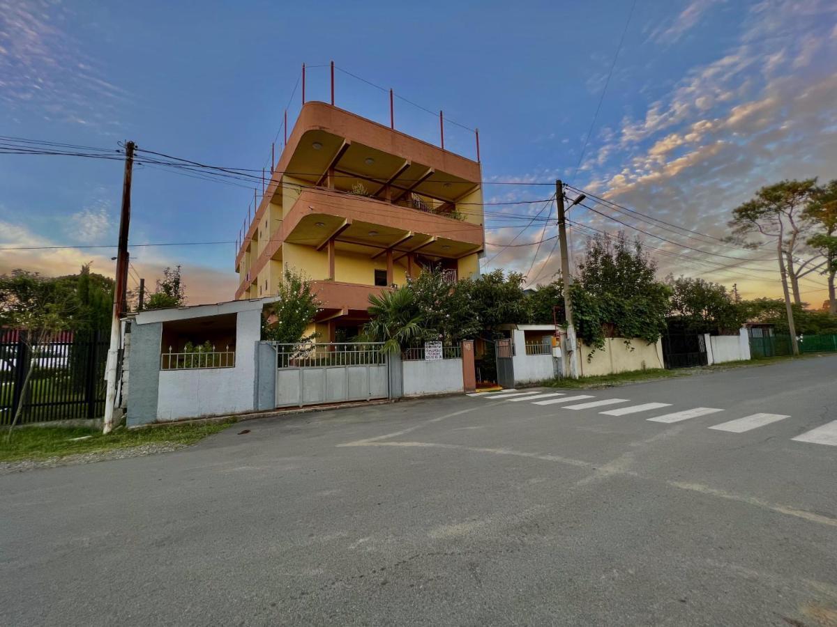 Hotell Anna Ureki Buitenkant foto