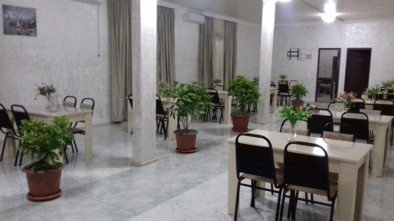 Hotell Anna Ureki Buitenkant foto