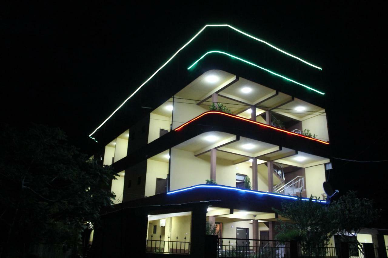 Hotell Anna Ureki Buitenkant foto