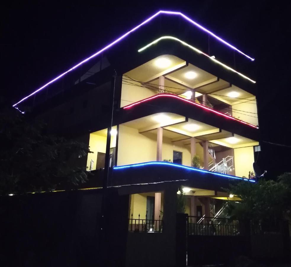 Hotell Anna Ureki Buitenkant foto